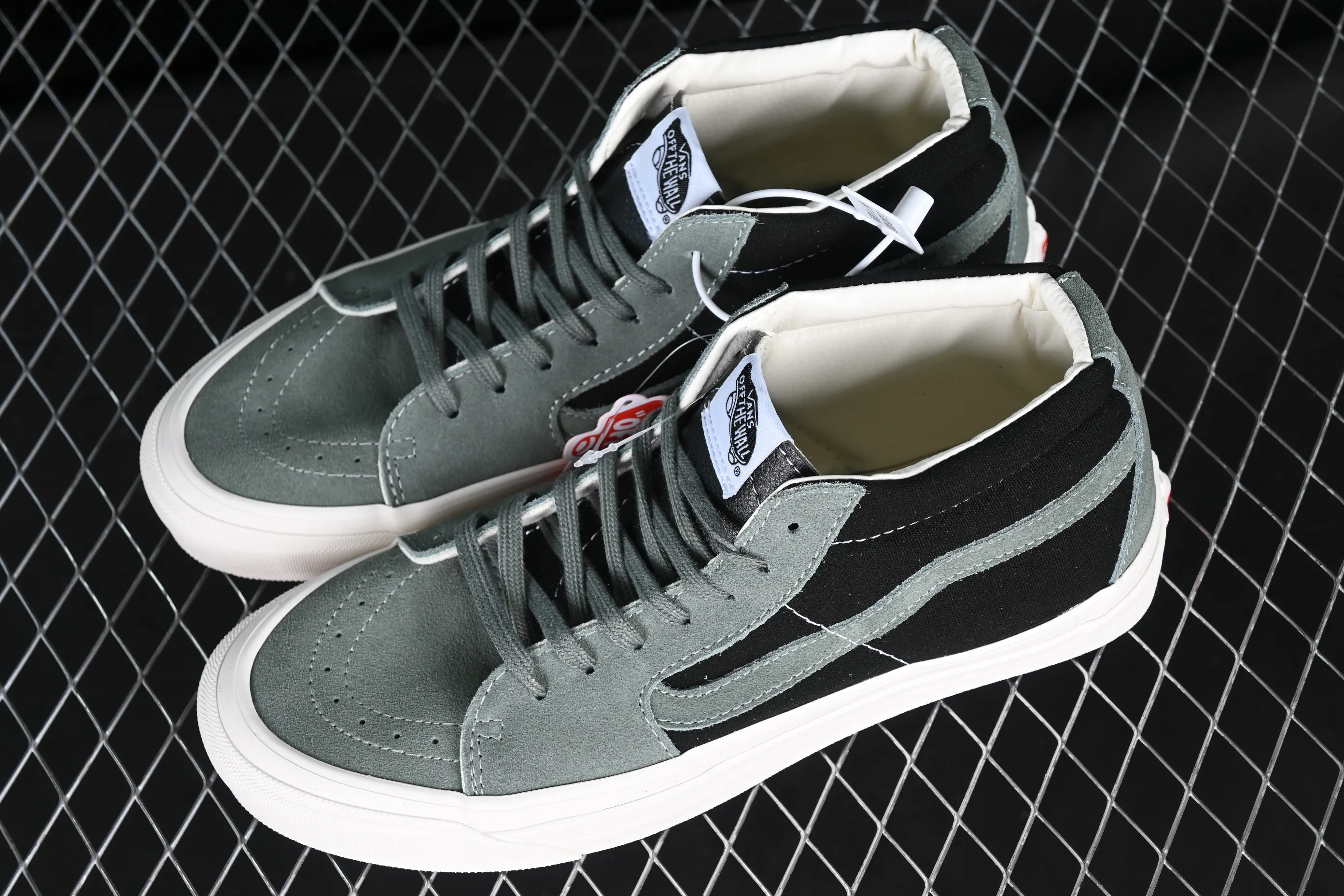 All categories Vans Vans series Vans Mid Vans China Vans Vault OG Sk8-Mid Lx Vans mid-top casual sneakers VN0A4BVCBY1